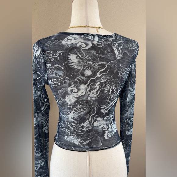 Subliminal galaxy mesh long sleeve crop top - Picture 4 of 7